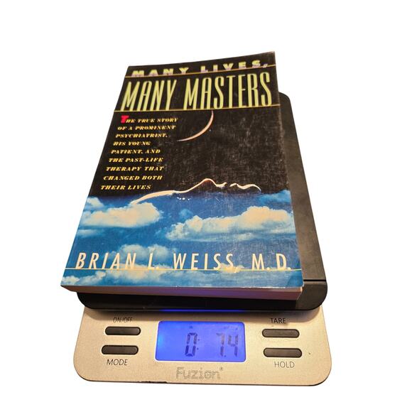 Many lives, many masters by Brian L. Weiss M.D. 0671657860 fireside book - Picture 8 of 8